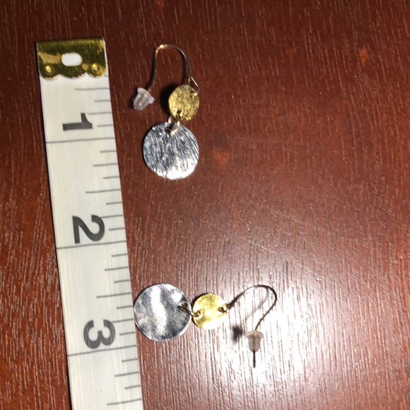 3/$25 NWT Super Cute Stainless Steel Two Tone Drop Earrings - Picture 2 of 3